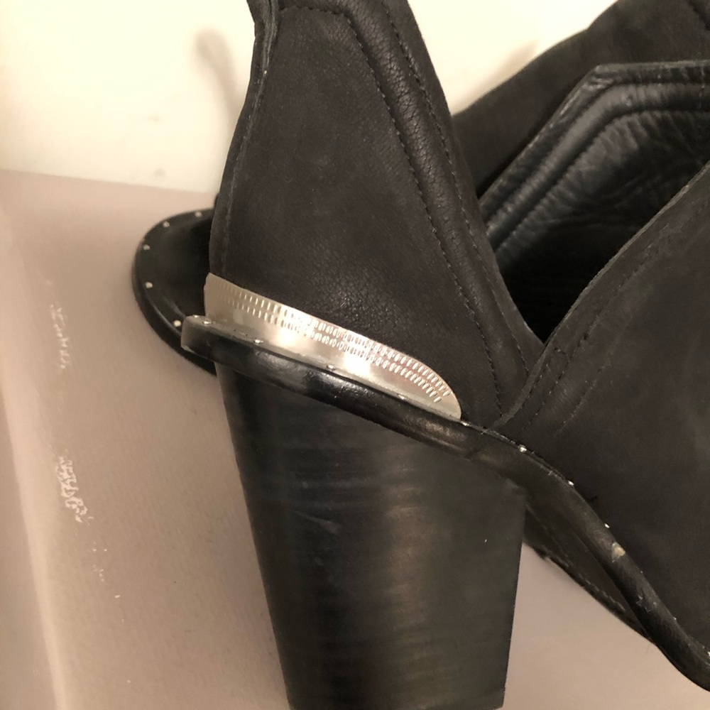 Sold! Mercer Edit western style leather heels - Picture 5 of 8
